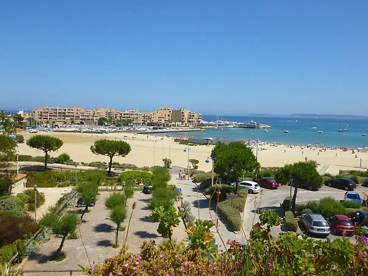 아파트 Appartement Lumineux Avec Terrasse, 500M De La Plage, Bormes-Les-Mimosas - Fr-1-251-576 프랑스